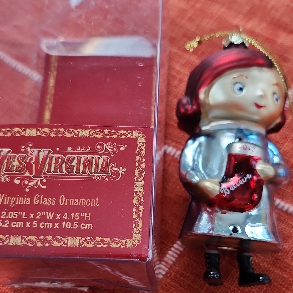 YES VIRGINIA GLASS ORNAMENT, PERFECT CONDITION